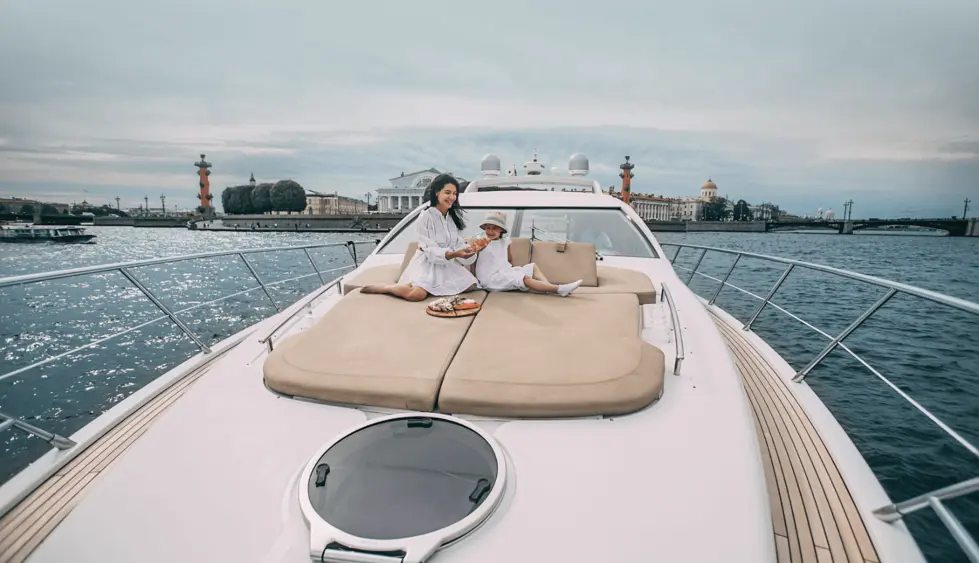 Яхта Azimut 62S