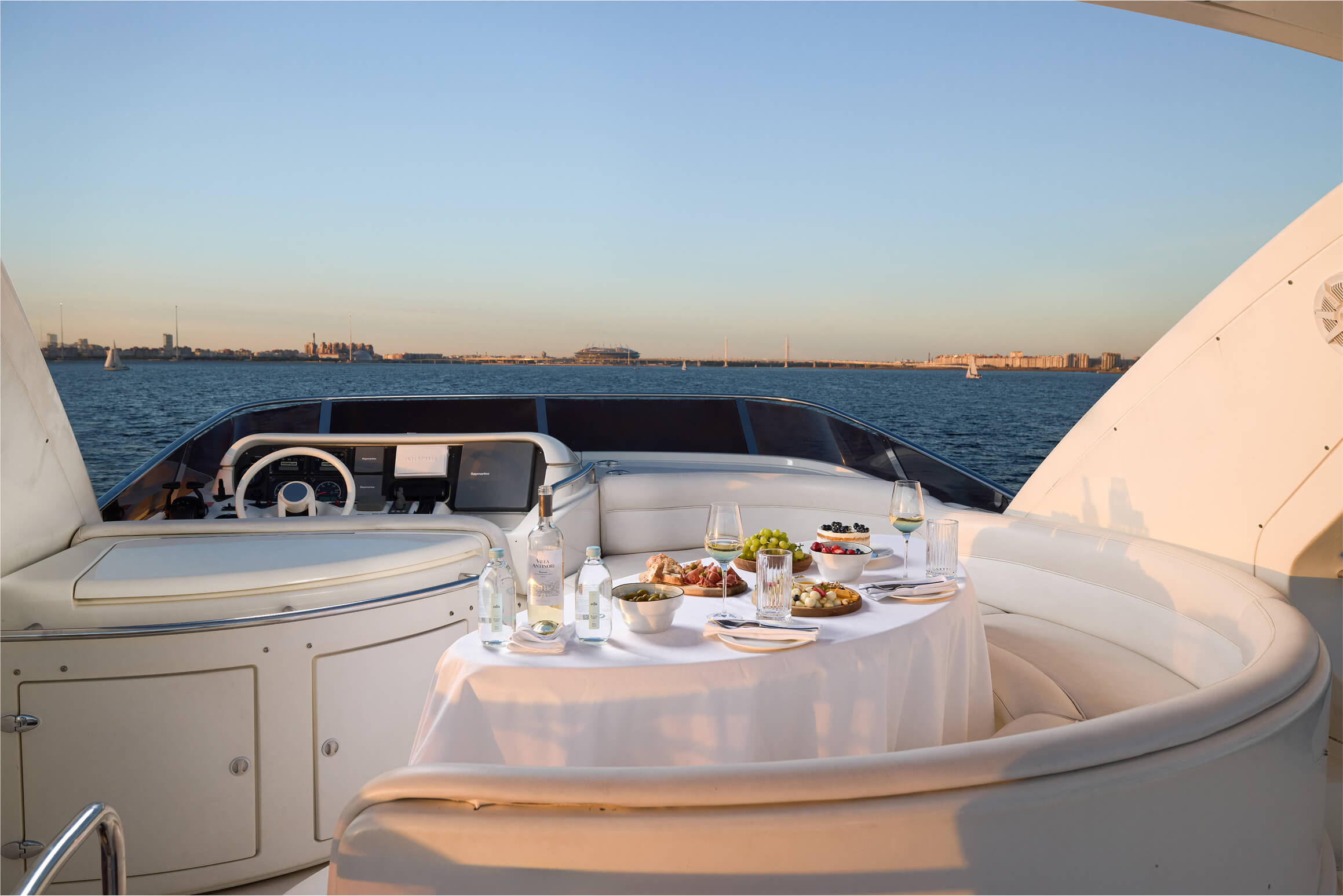 Яхта Azimut 55
