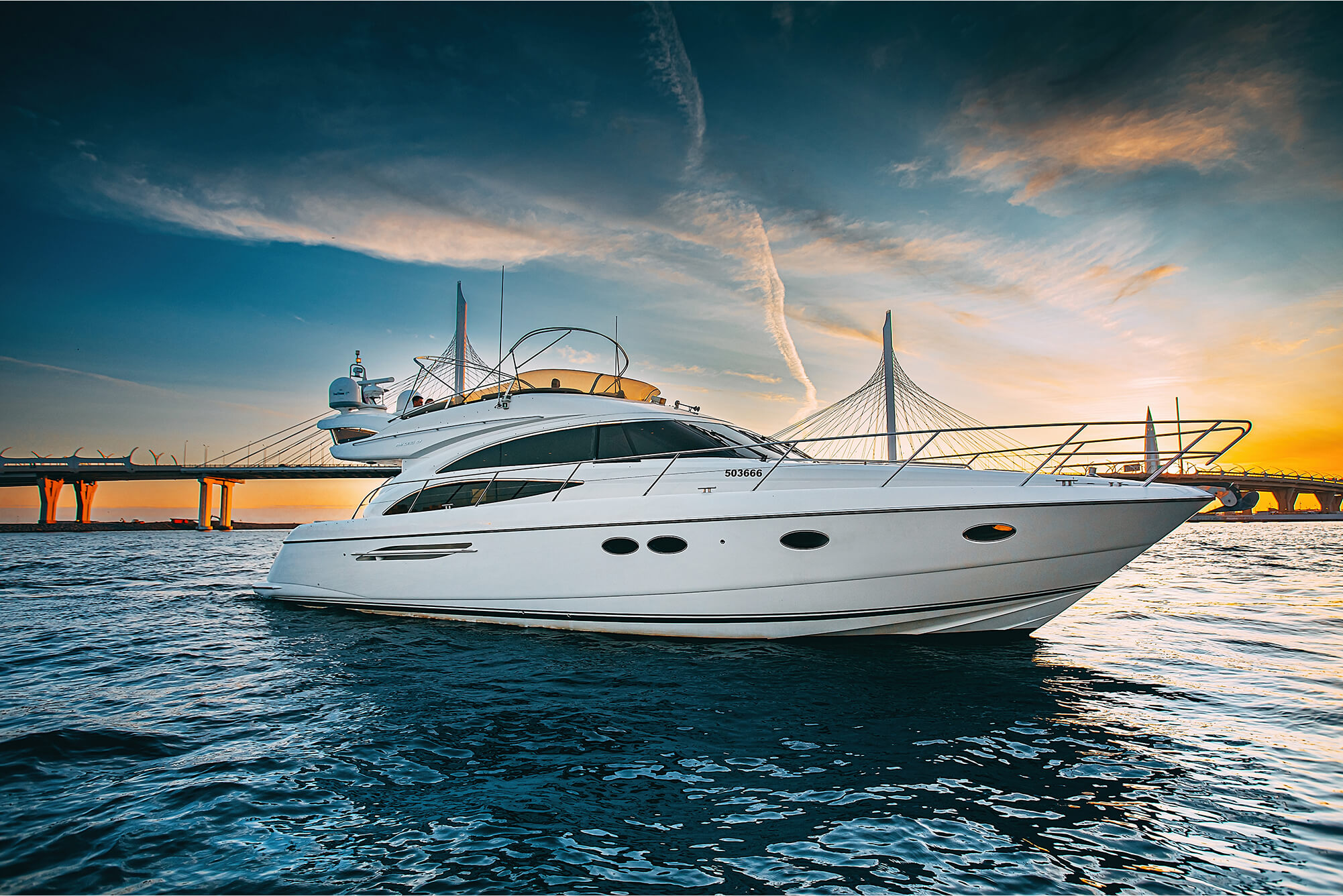 Яхта Princess 57