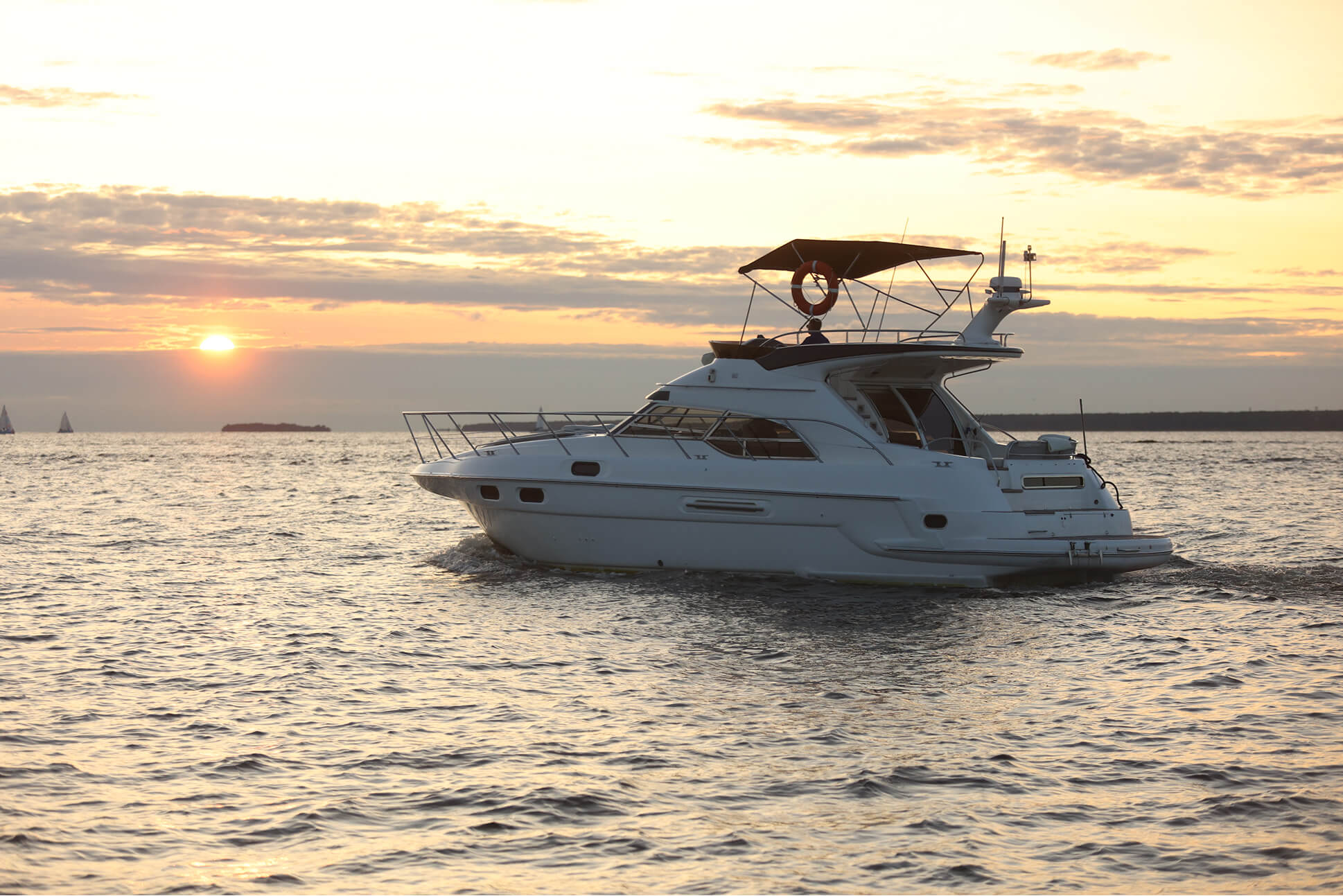 Яхта SeaLine Monte Carlo