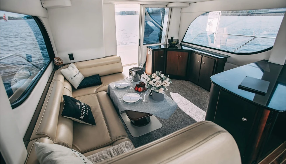 Яхта Meridian 381