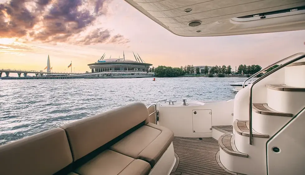 Яхта Princess 58