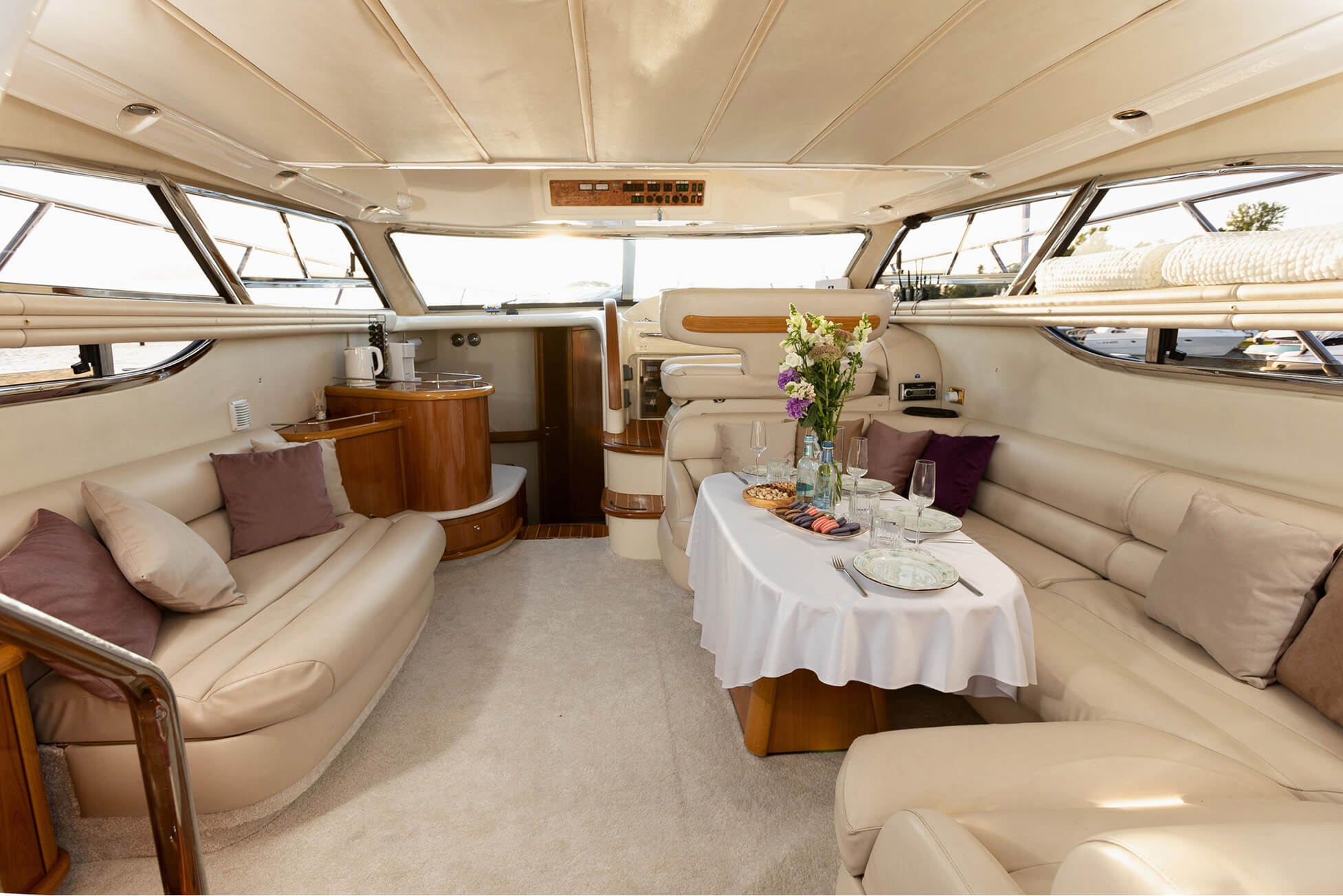 Яхта SeaLine Monte Carlo