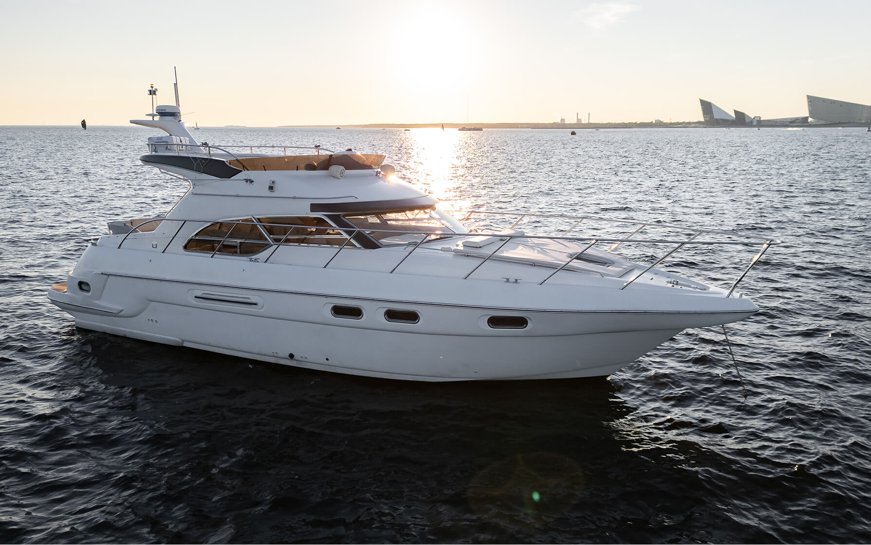 Яхта SeaLine Monte Carlo