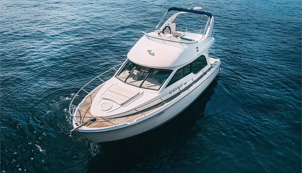 Яхта Meridian 381