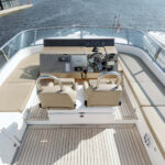 Яхта Fairline 65
