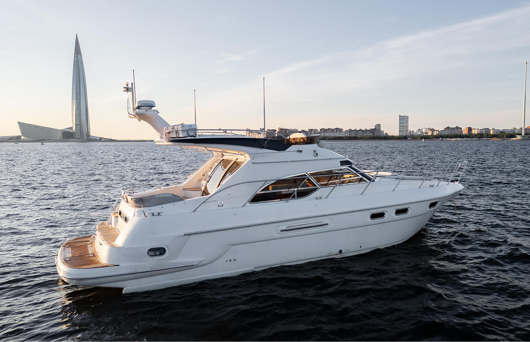 Яхта SeaLine Monte Carlo
