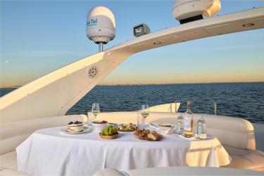 Яхта Azimut 55