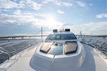 Яхта Galeon 640 Fly
